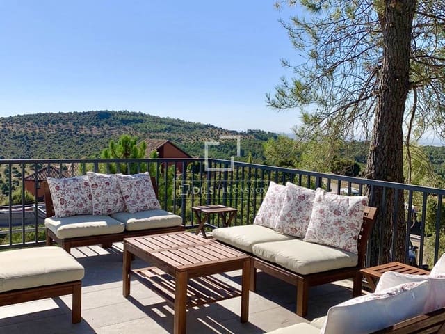 5 bedroom Villa for sale in Torremocha de Jarama with pool - € 550,000 (Ref: 9590440)