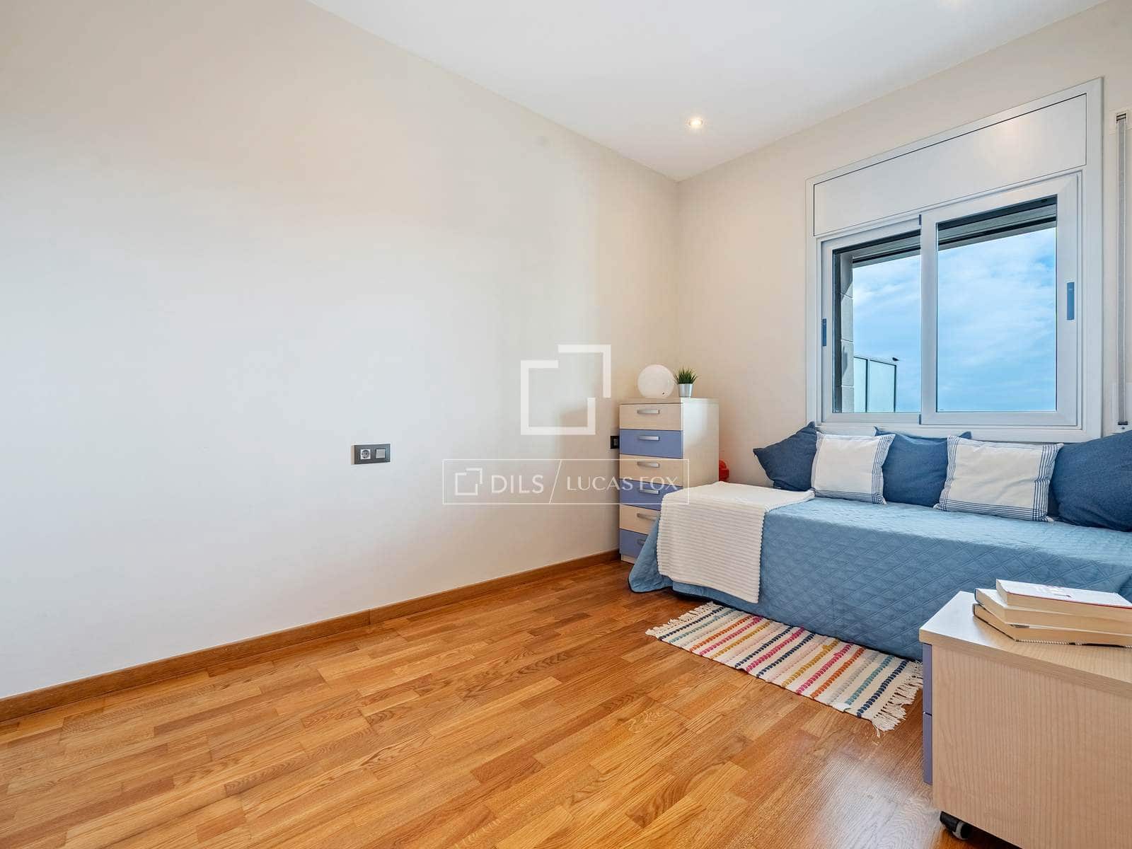 4 quarto Penthouse para venda em Salou com piscina garagem - 427 000 € (Ref: 9590441)