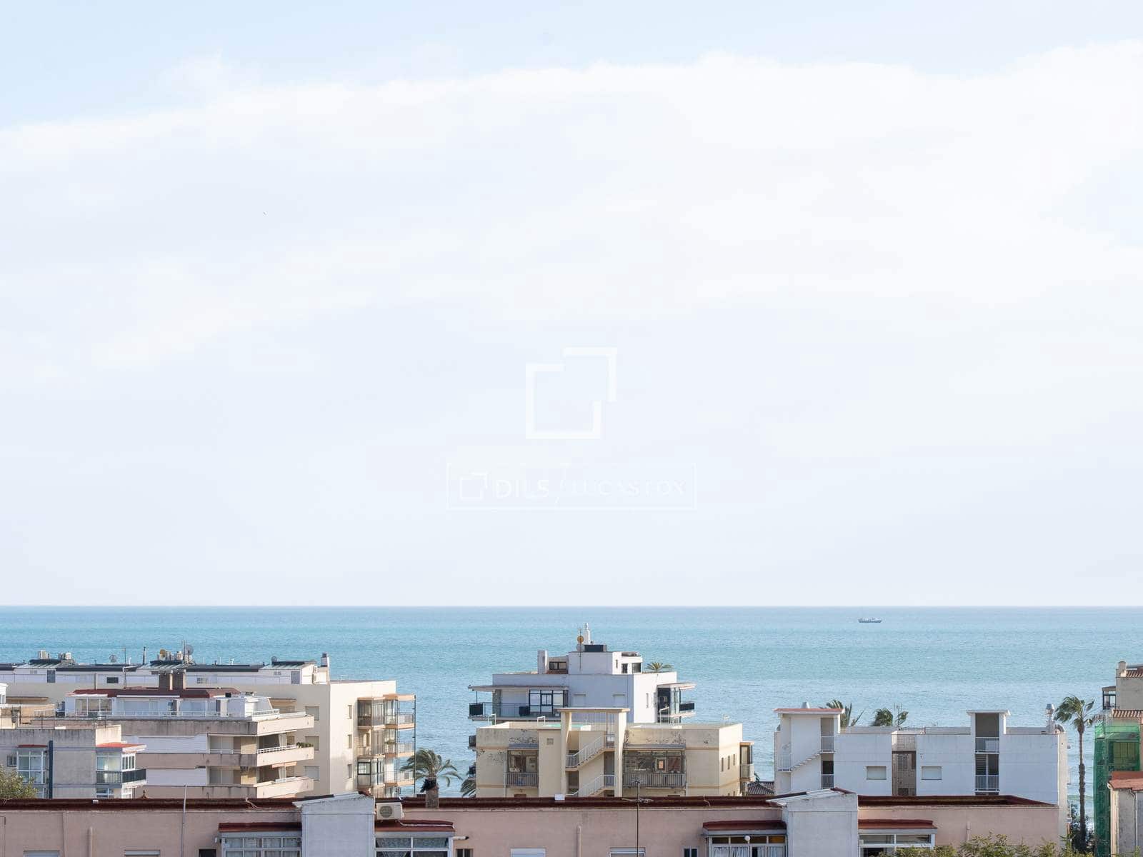 4 quarto Penthouse para venda em Salou com piscina garagem - 427 000 € (Ref: 9590441)