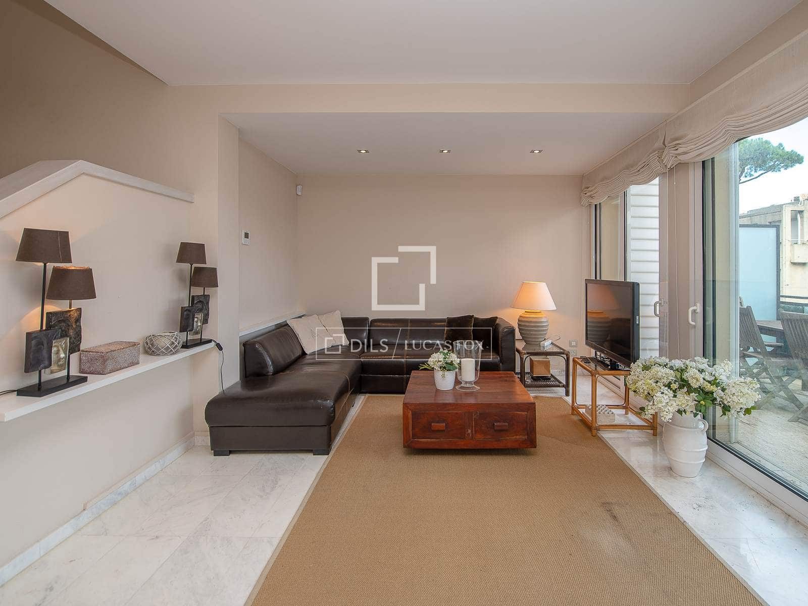 3 sypialnia Apartament na sprzedaż w Sant Feliu de Guixols z basenem garażem - 945 000 € (Ref: 9591715)