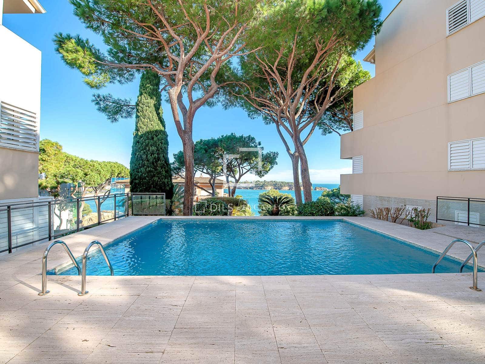 3 sypialnia Apartament na sprzedaż w Sant Feliu de Guixols z basenem garażem - 945 000 € (Ref: 9591715)