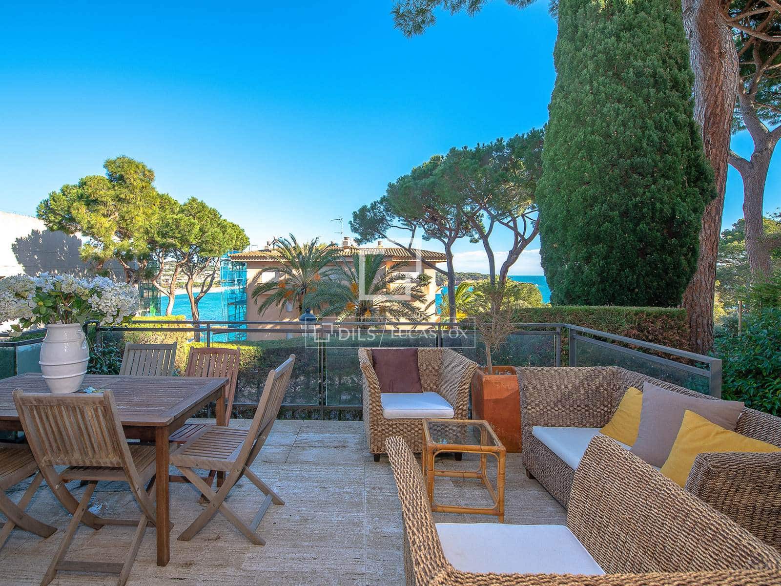 3 sypialnia Apartament na sprzedaż w Sant Feliu de Guixols z basenem garażem - 945 000 € (Ref: 9591715)