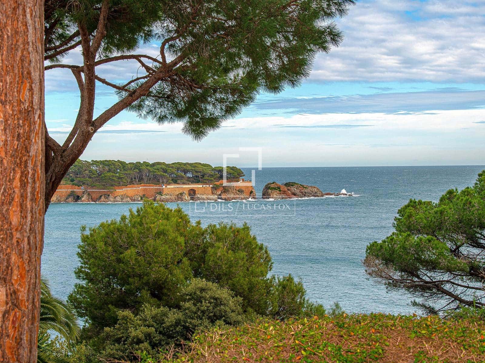 3 sypialnia Apartament na sprzedaż w Sant Feliu de Guixols z basenem garażem - 945 000 € (Ref: 9591715)