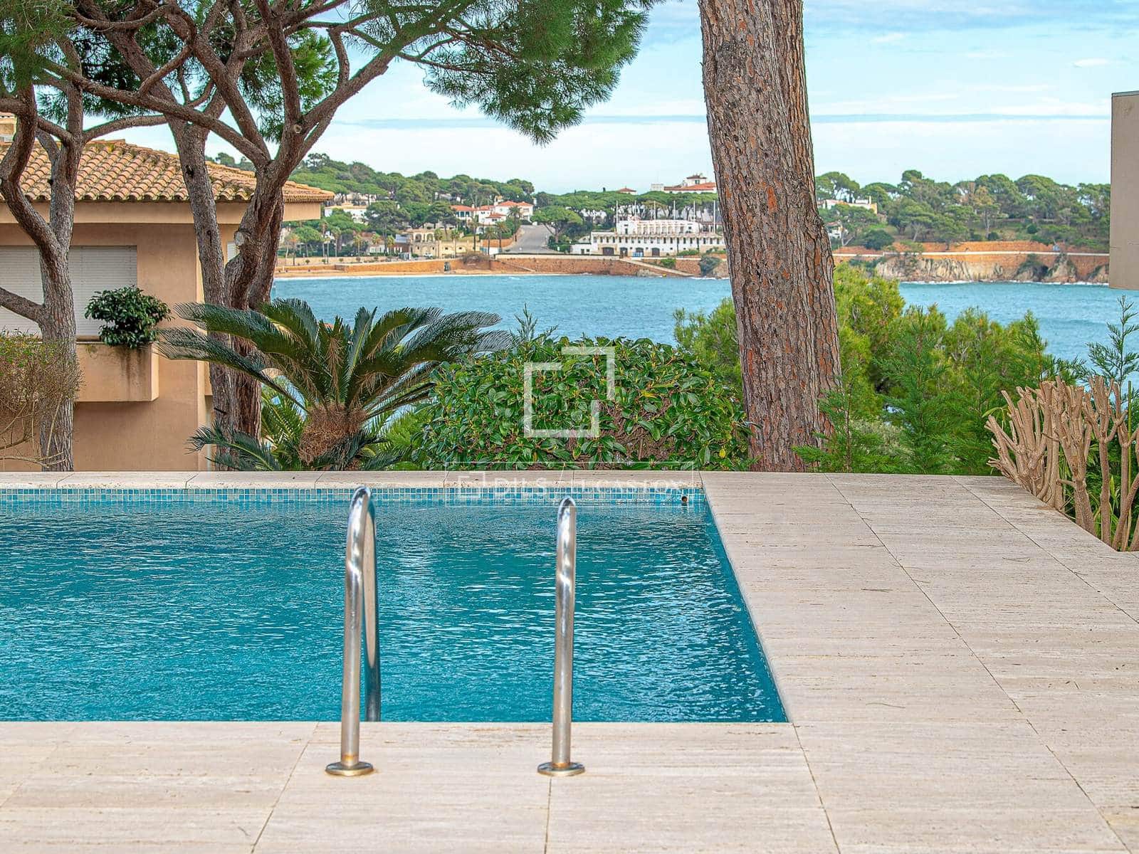 3 sypialnia Apartament na sprzedaż w Sant Feliu de Guixols z basenem garażem - 945 000 € (Ref: 9591715)