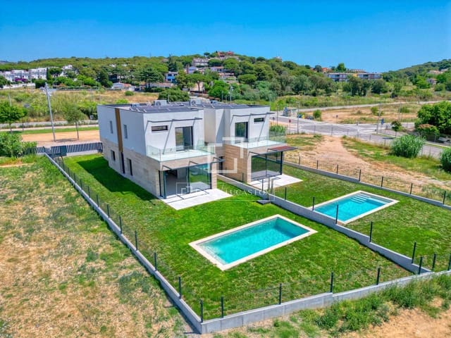 4 sypialnia Willa na sprzedaż w S'Agaro, Castell-Platja d'Aro z basenem garażem - 1 350 000 € (Ref: 9591716)