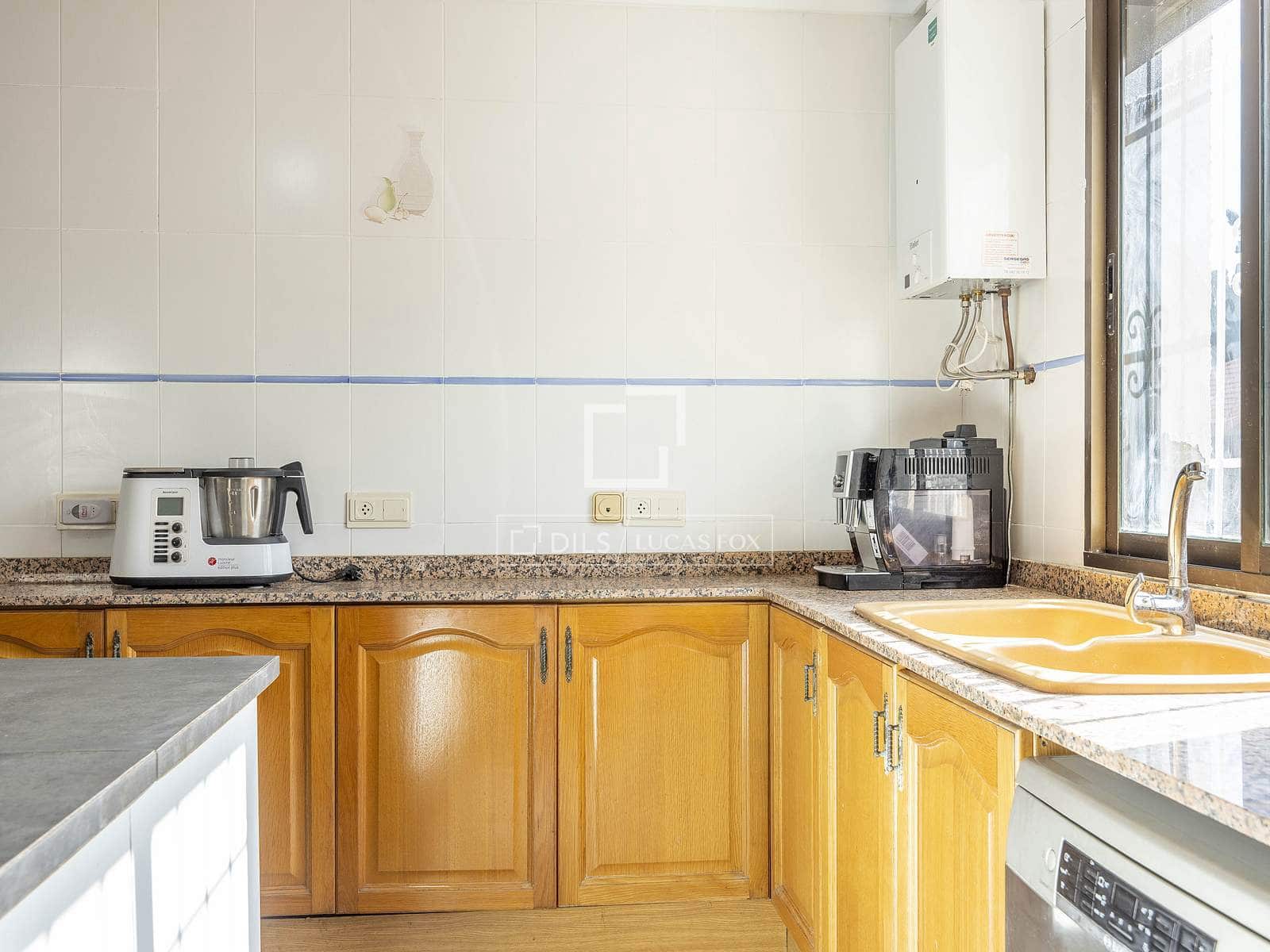 6 bedroom Villa for sale in L'Eliana with pool garage - € 860,000 (Ref: 9591717)