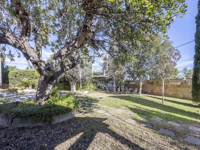 6 sypialnia Willa na sprzedaż w L'Eliana z basenem garażem - 860 000 € (Ref: 9591717)