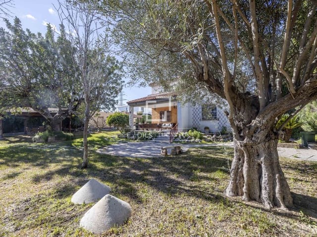 6 sypialnia Willa na sprzedaż w L'Eliana z basenem garażem - 860 000 € (Ref: 9591717)