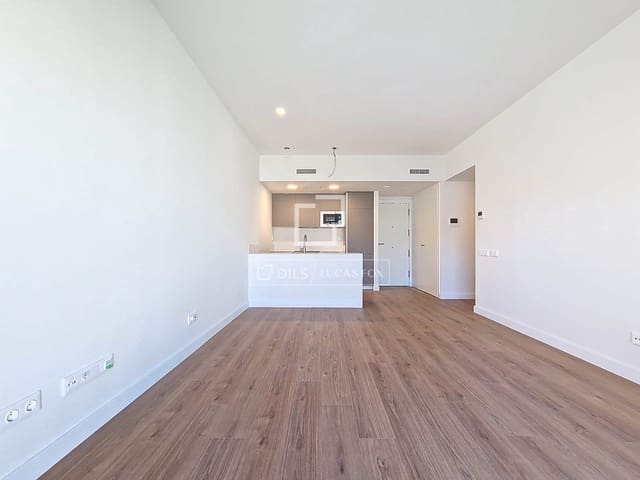 2 sovrum Lägenhet att hyra i Vilanova i la Geltrú med pool - 1 600 € (Ref: 9591718)