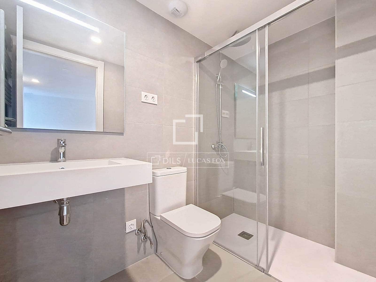 2 bedroom Apartment for rent in Vilanova i la Geltru with pool - € 1,600 (Ref: 9591718)