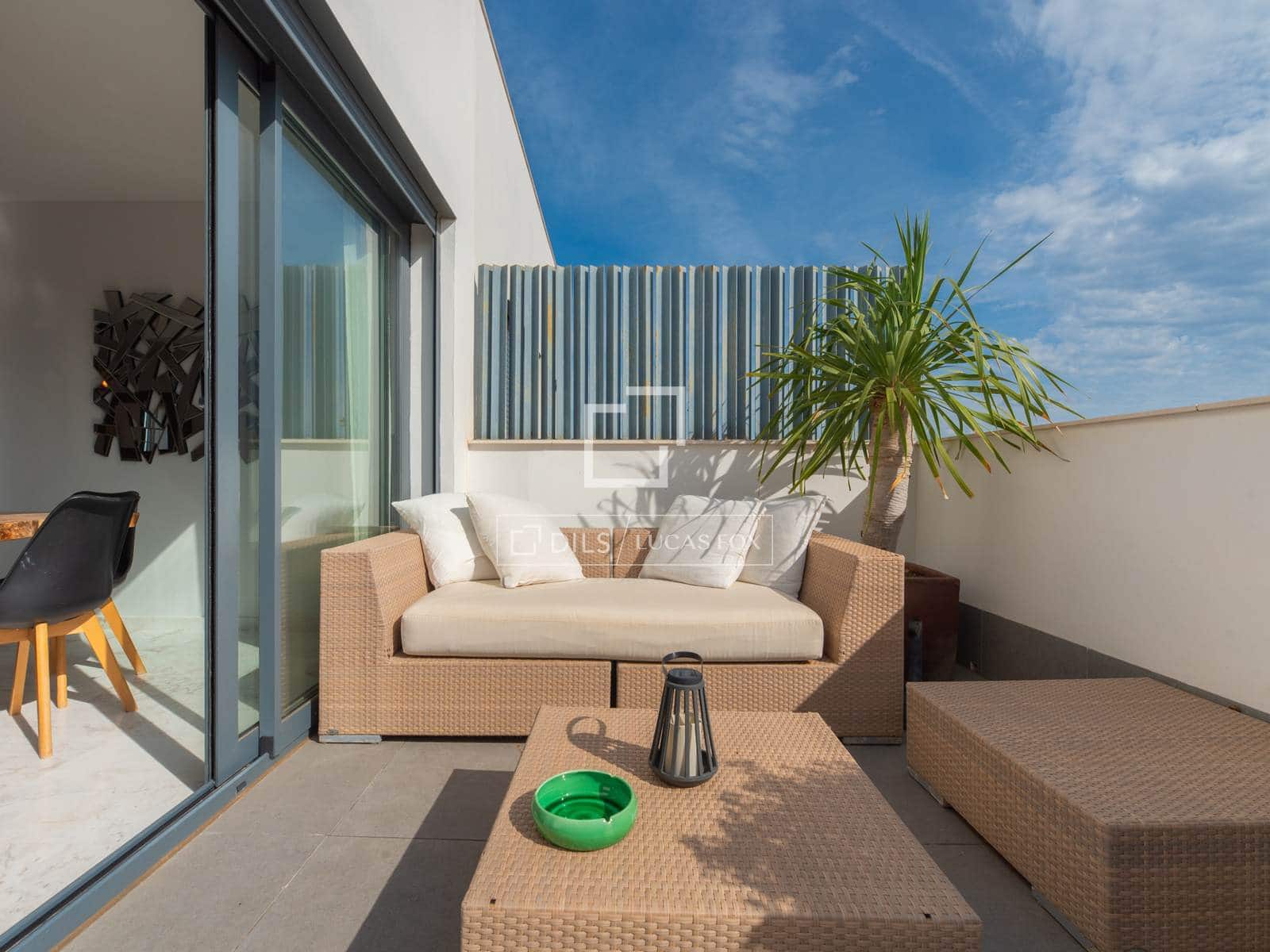 Apartamento de 4 habitaciones en Ibiza / Eivissa ciudad en venta con piscina garaje - 1.350.000 € (Ref: 9592060)