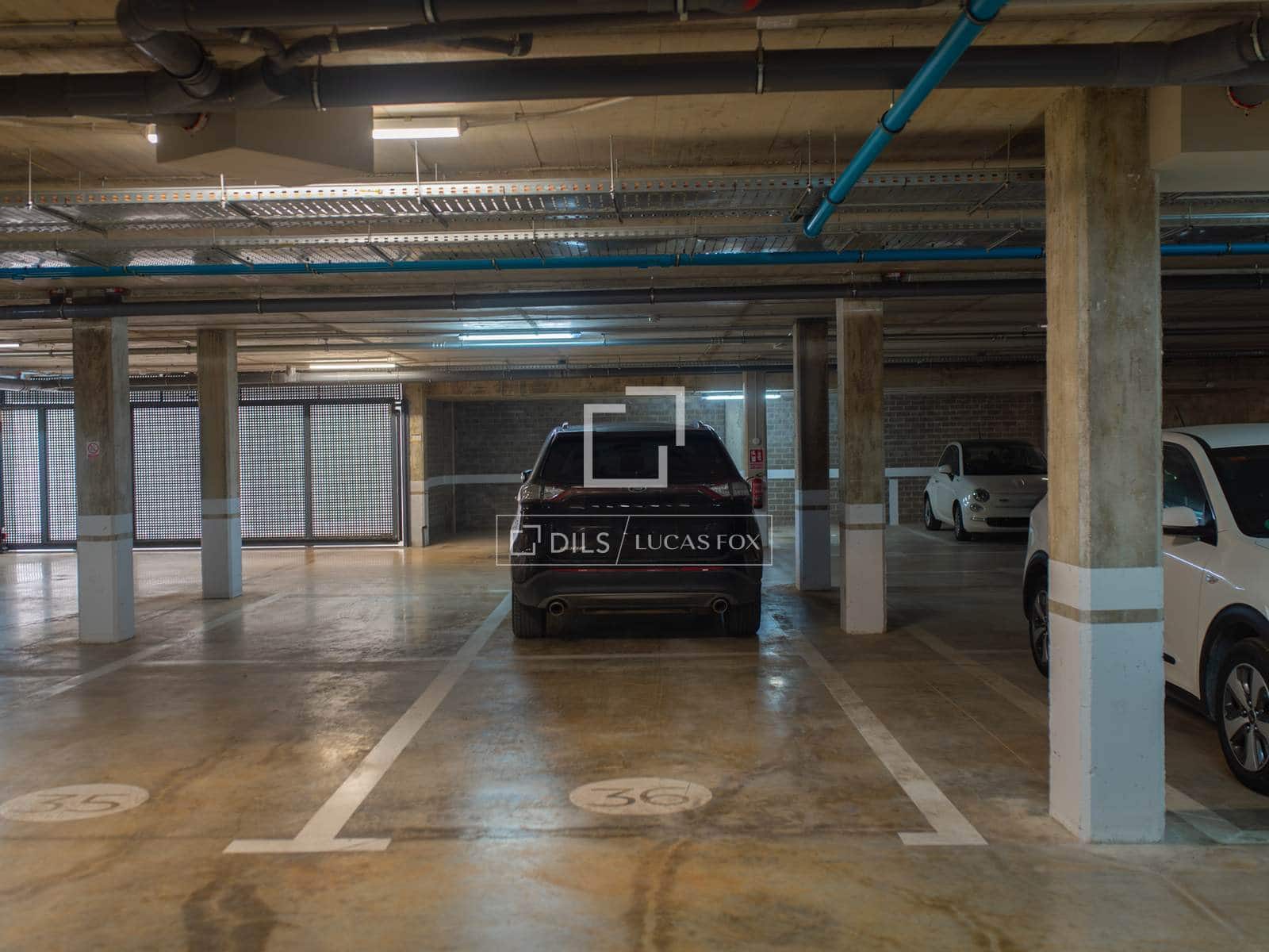 Apartamento de 4 habitaciones en Ibiza / Eivissa ciudad en venta con piscina garaje - 1.350.000 € (Ref: 9592060)