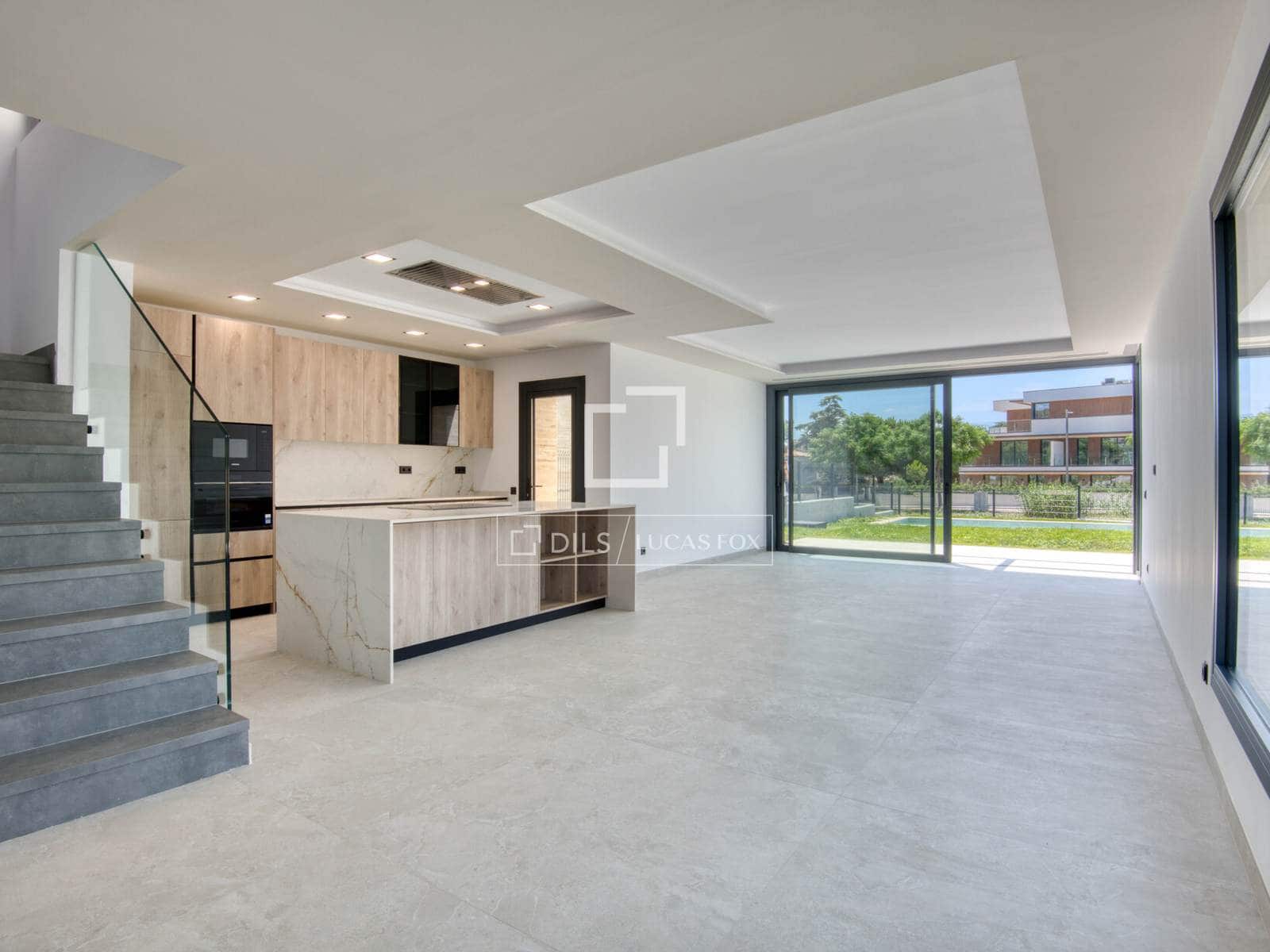 Chalet de 4 habitaciones en S'Agaro en venta con piscina - 1.350.000 € (Ref: 9592061)