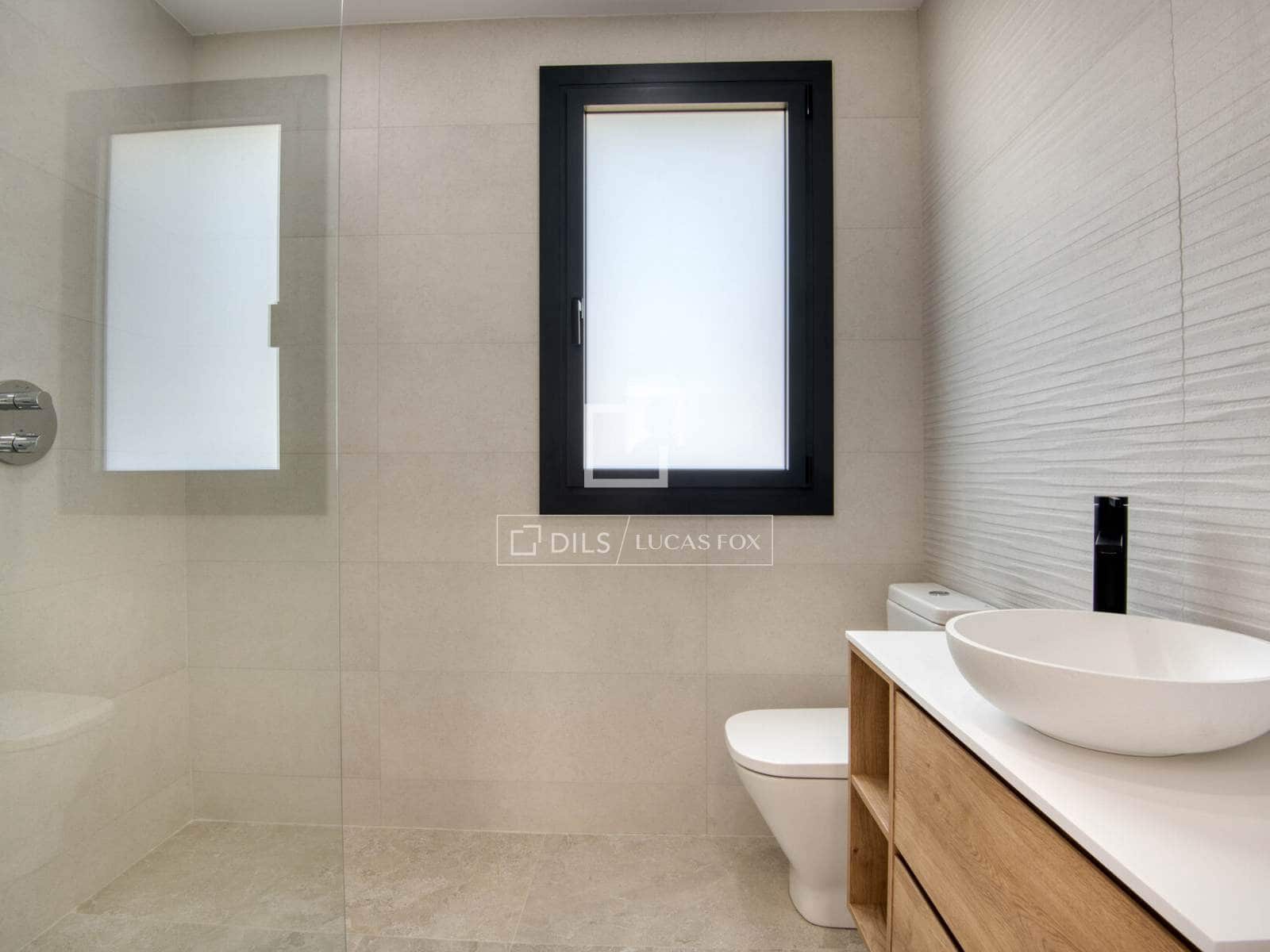 Chalet de 4 habitaciones en S'Agaro en venta con piscina - 1.350.000 € (Ref: 9592061)