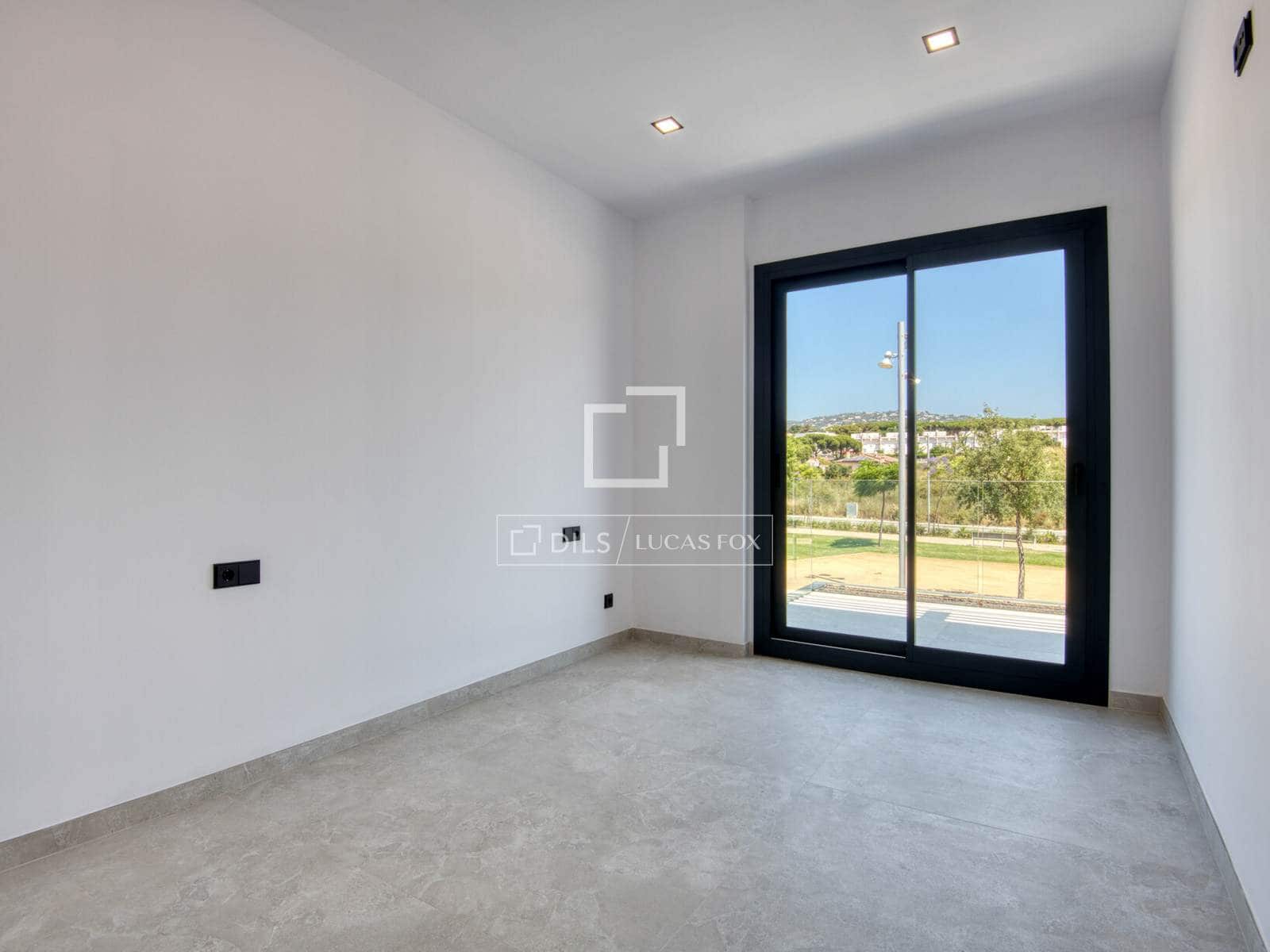 Chalet de 4 habitaciones en S'Agaro en venta con piscina - 1.350.000 € (Ref: 9592061)