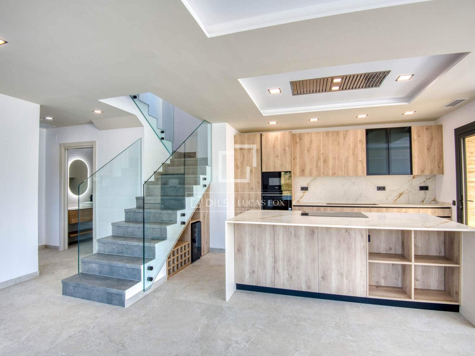 Chalet de 4 habitaciones en S'Agaro en venta con piscina - 1.350.000 € (Ref: 9592061)