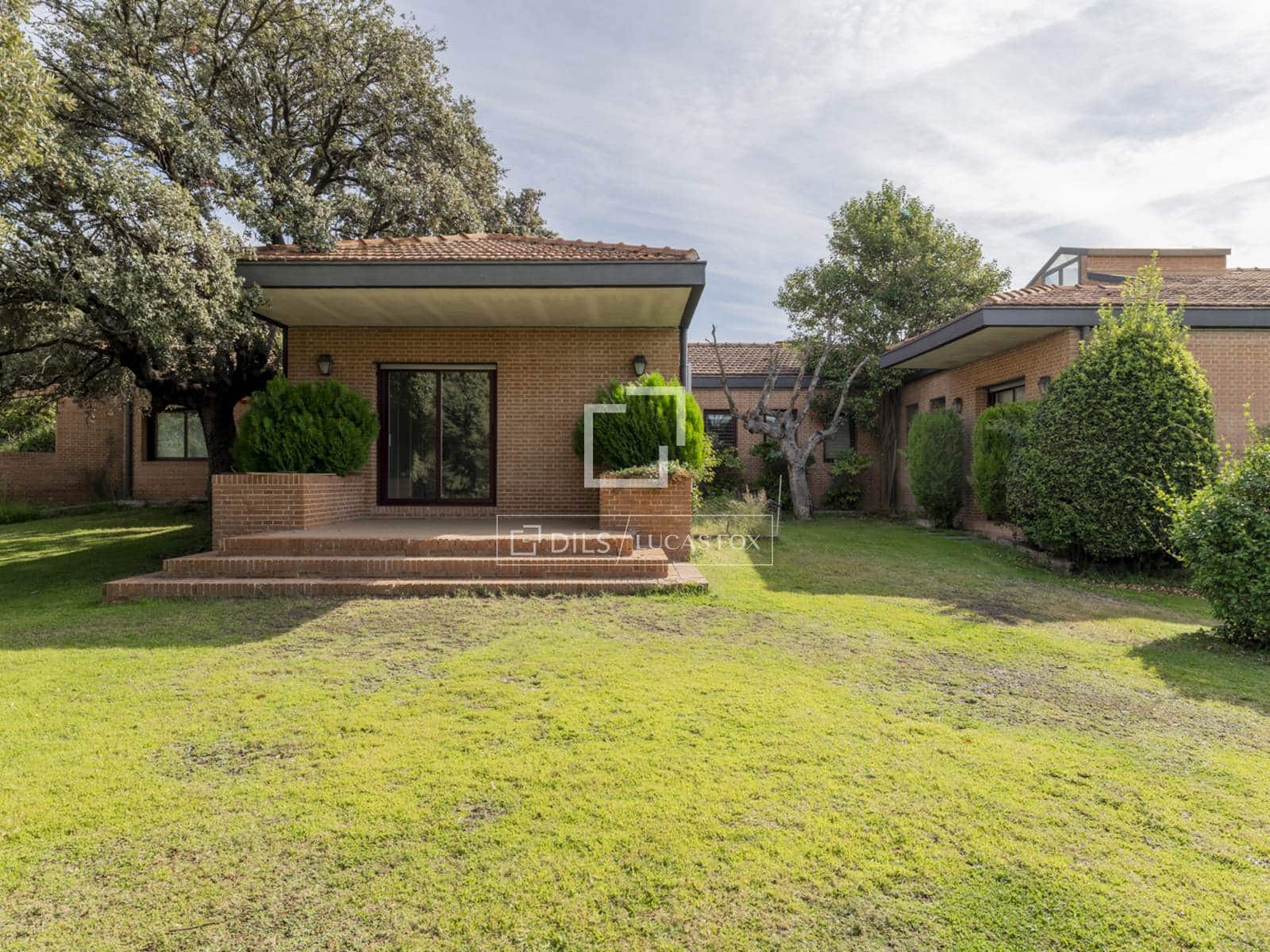 6 sypialnia Willa na sprzedaż w Boadilla del Monte z basenem garażem - 4 400 000 € (Ref: 9592062)