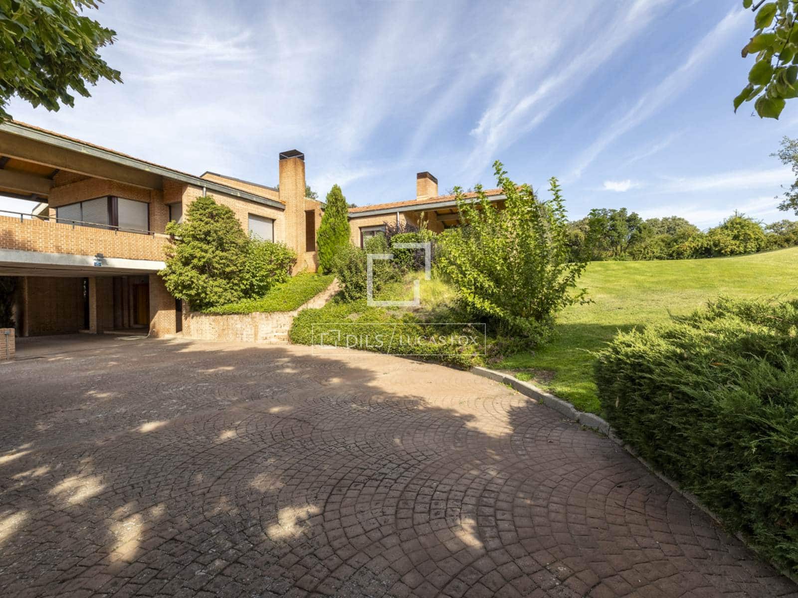 6 sypialnia Willa na sprzedaż w Boadilla del Monte z basenem garażem - 4 400 000 € (Ref: 9592062)