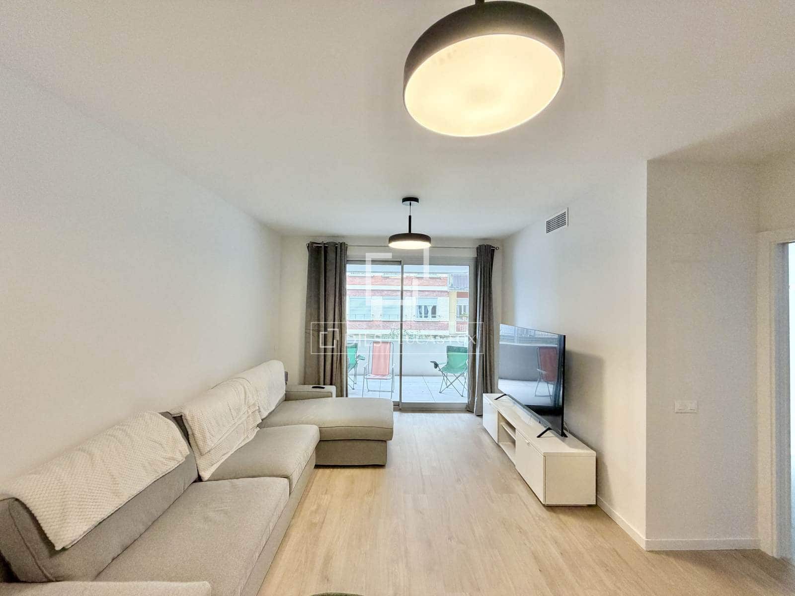 4 sovrum Lägenhet att hyra i Alicante stad - 1 500 € (Ref: 9592063)