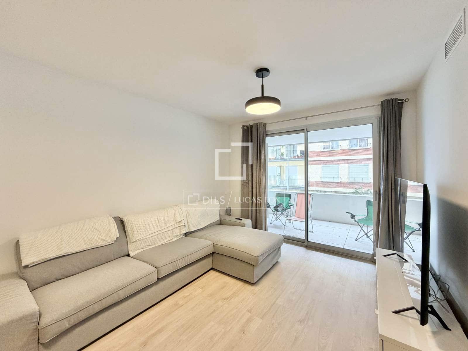 4 sovrum Lägenhet att hyra i Alicante stad - 1 500 € (Ref: 9592063)