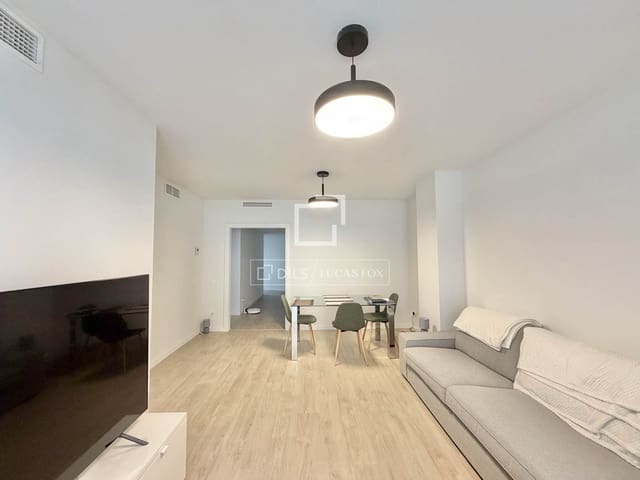 4 sovrum Lägenhet att hyra i Alicante stad - 1 500 € (Ref: 9592063)
