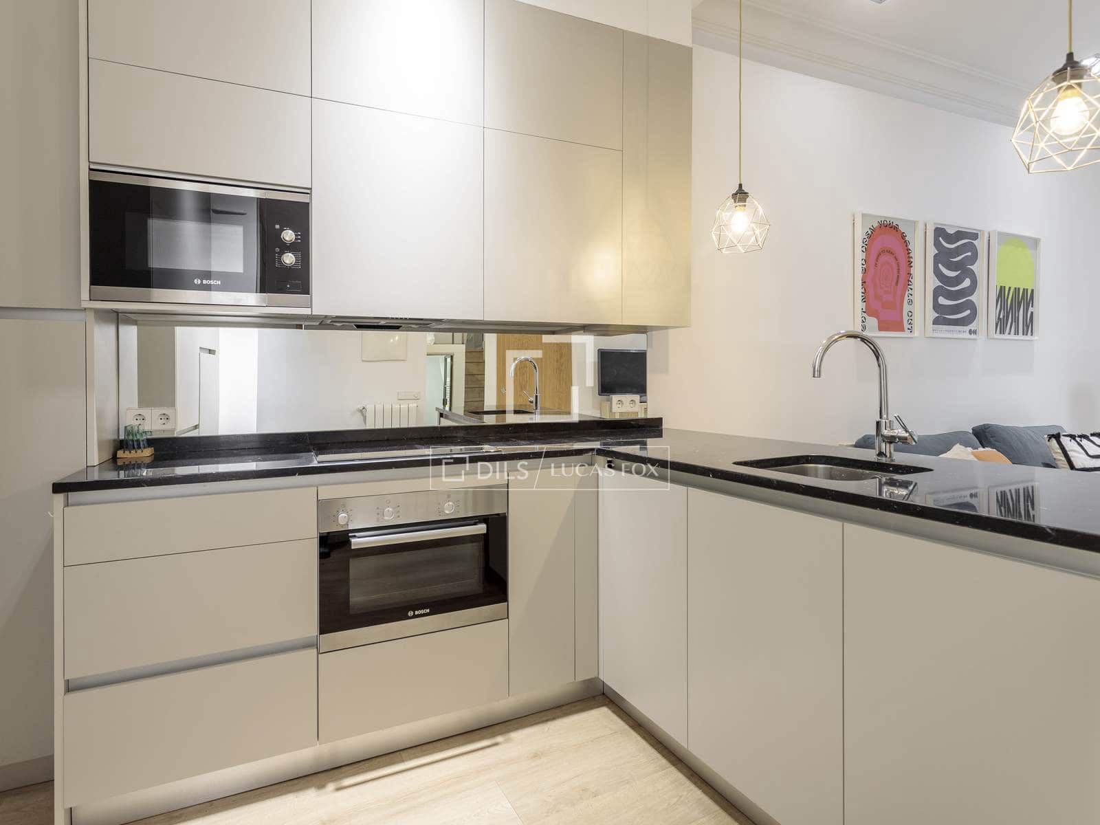 1 slaapkamer Appartement te huur in Madrid stad - € 2.500 (Ref: 9592185)