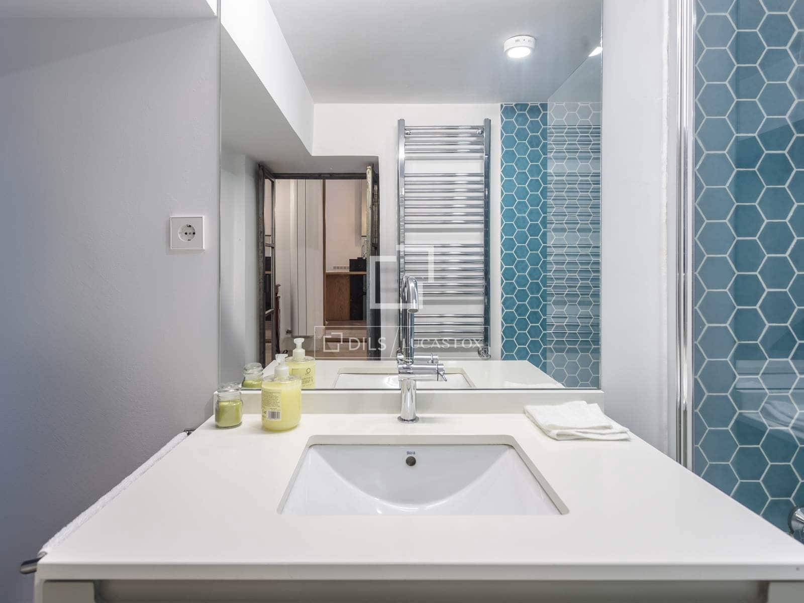 1 slaapkamer Appartement te huur in Madrid stad - € 2.500 (Ref: 9592185)