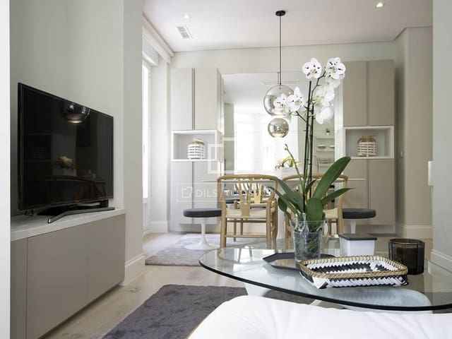 2 slaapkamer Appartement te huur in Lista, Madrid stad - € 5.600 (Ref: 9592186)