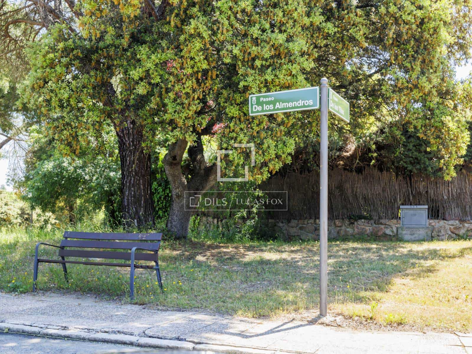 Działka budowlana na sprzedaż w Boadilla del Monte - 1 450 000 € (Ref: 9592188)