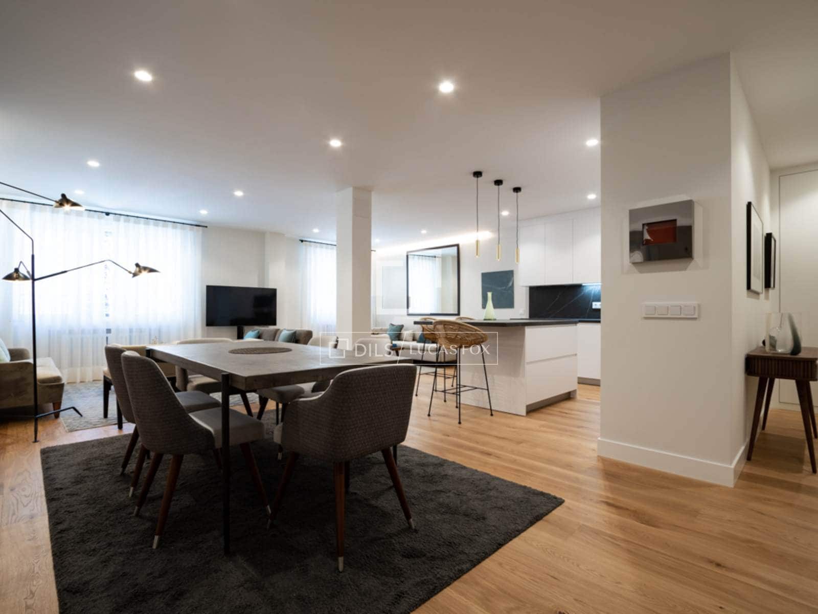 3 slaapkamer Appartement te huur in Madrid stad met garage - € 9.000 (Ref: 9593104)