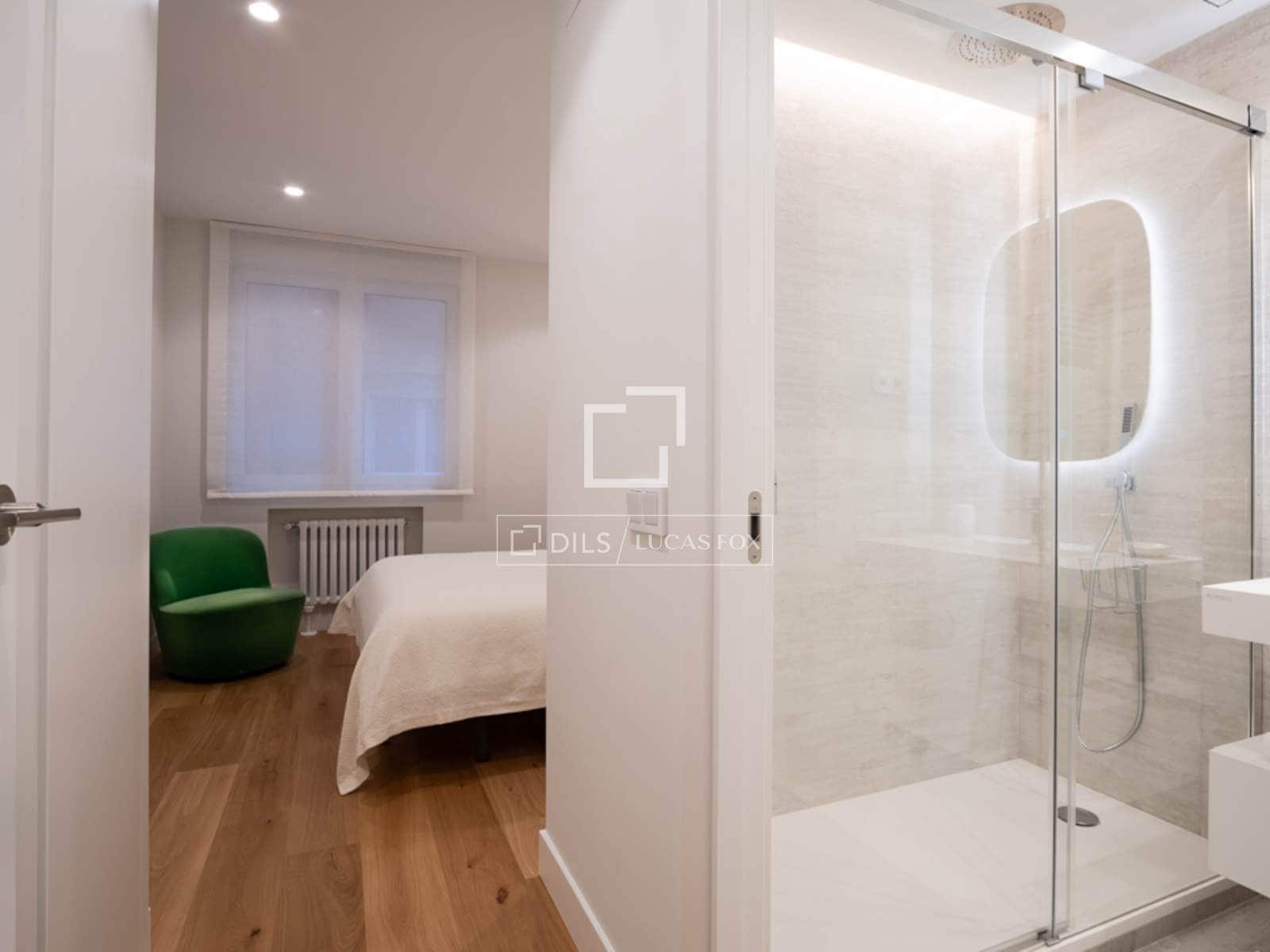 3 slaapkamer Appartement te huur in Madrid stad met garage - € 9.000 (Ref: 9593104)