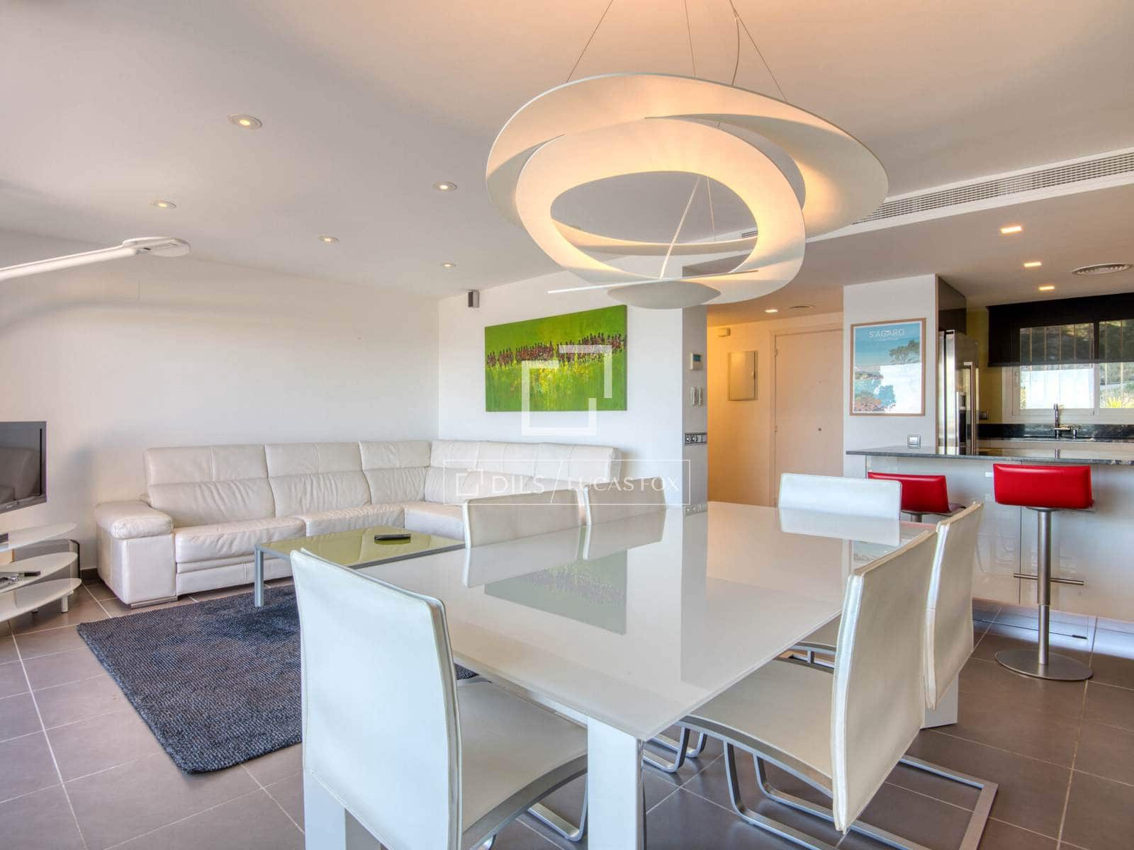 3 sypialnia Apartament na sprzedaż w Sant Feliu de Guixols z basenem garażem - 775 000 € (Ref: 9593105)