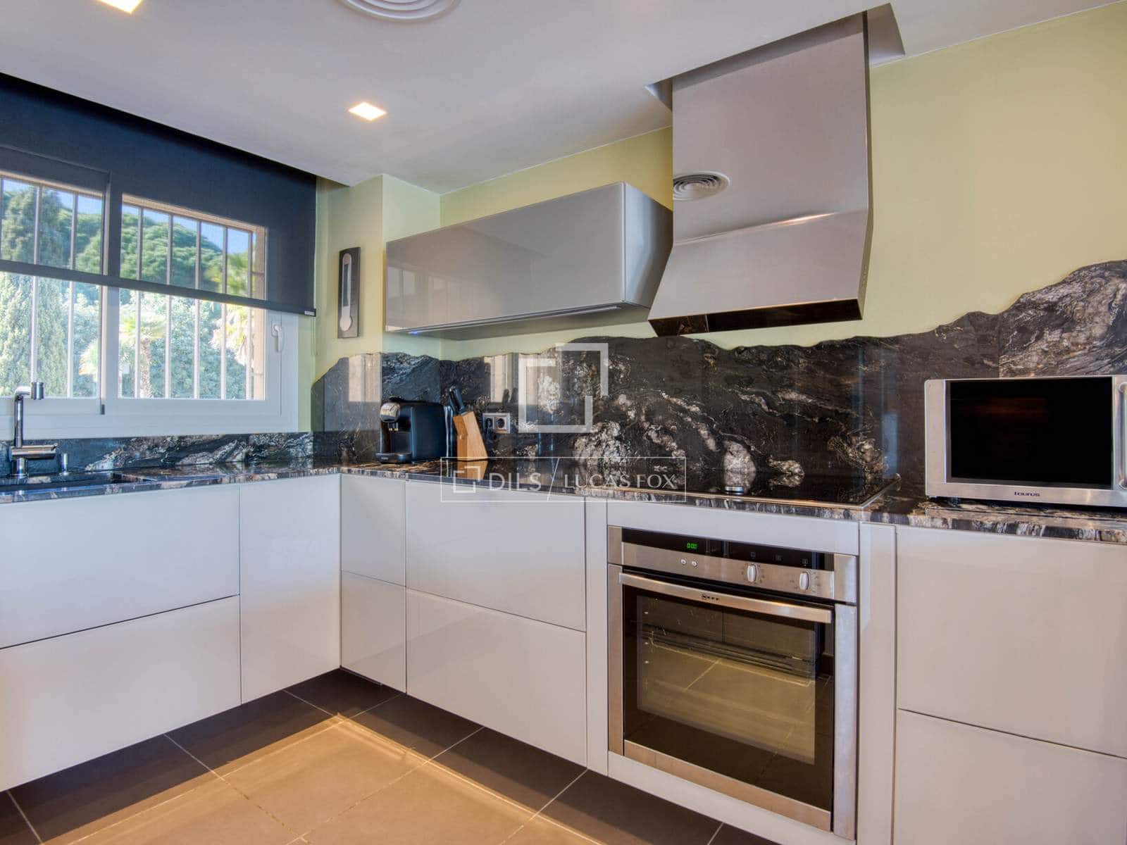 3 sypialnia Apartament na sprzedaż w Sant Feliu de Guixols z basenem garażem - 775 000 € (Ref: 9593105)