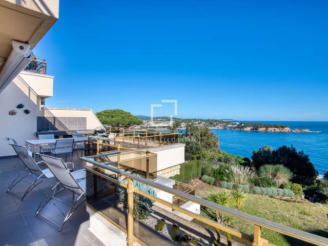 3 sypialnia Apartament na sprzedaż w Sant Feliu de Guíxols z basenem garażem - 775 000 € (Ref: 9593105)