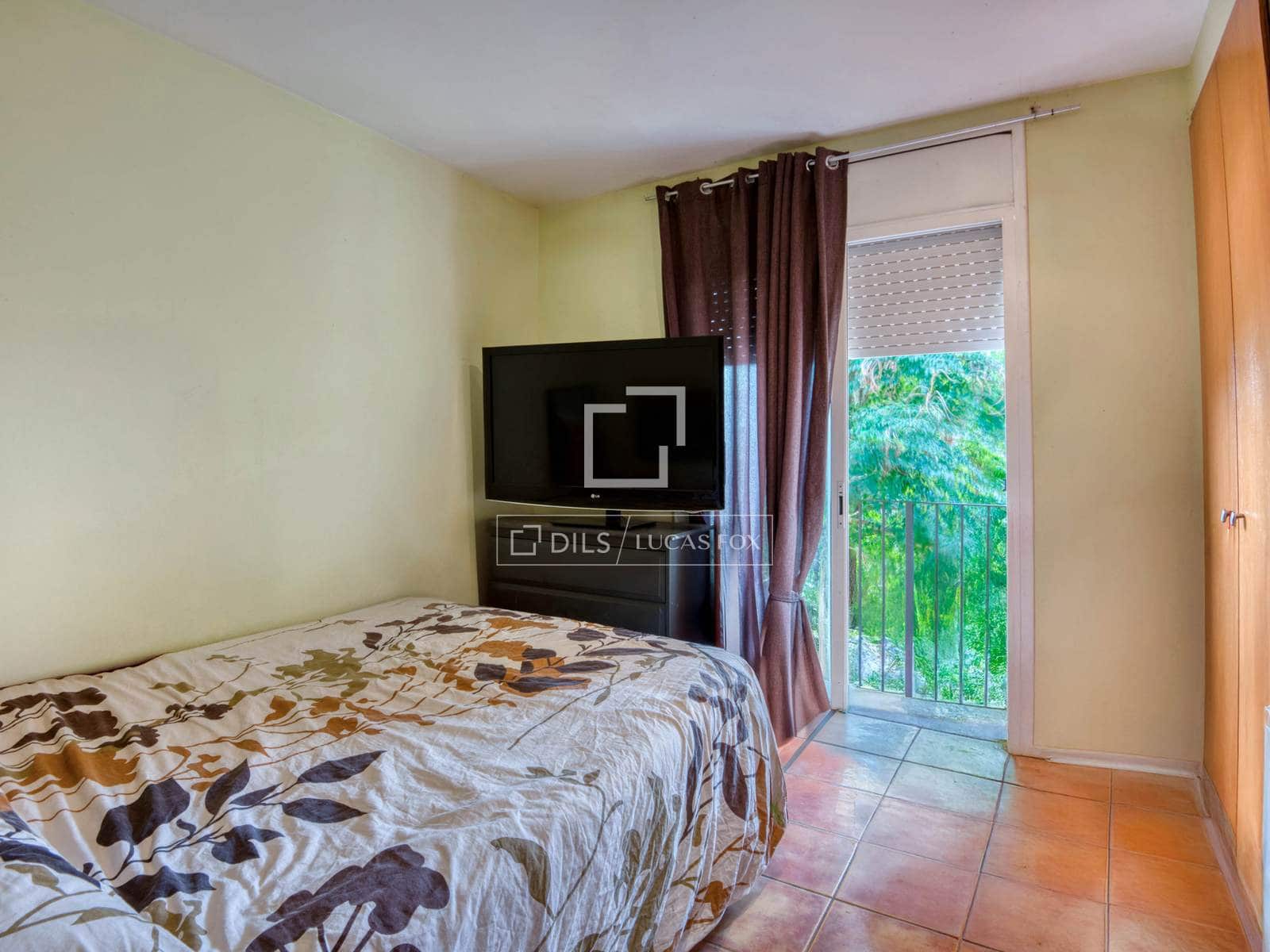 3 soveværelse Villa til salg i Sant Feliu de Guixols med swimmingpool garage - € 450.000 (Ref: 9593108)