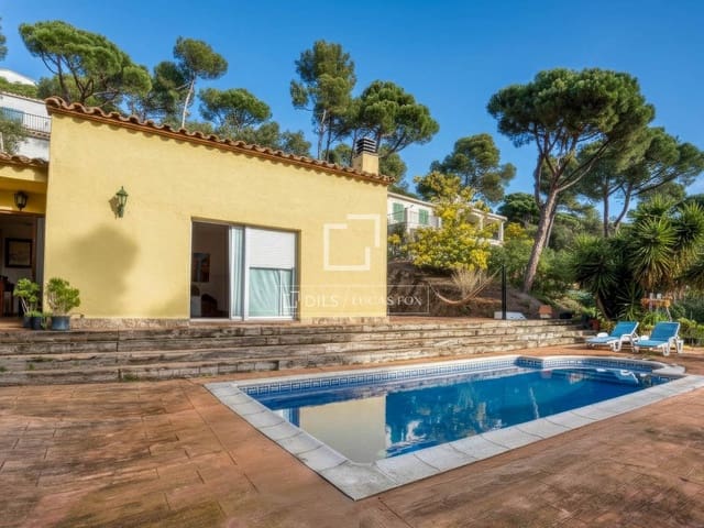 3 quarto Moradia para venda em Sant Feliu de Guíxols com piscina garagem - 450 000 € (Ref: 9593108)