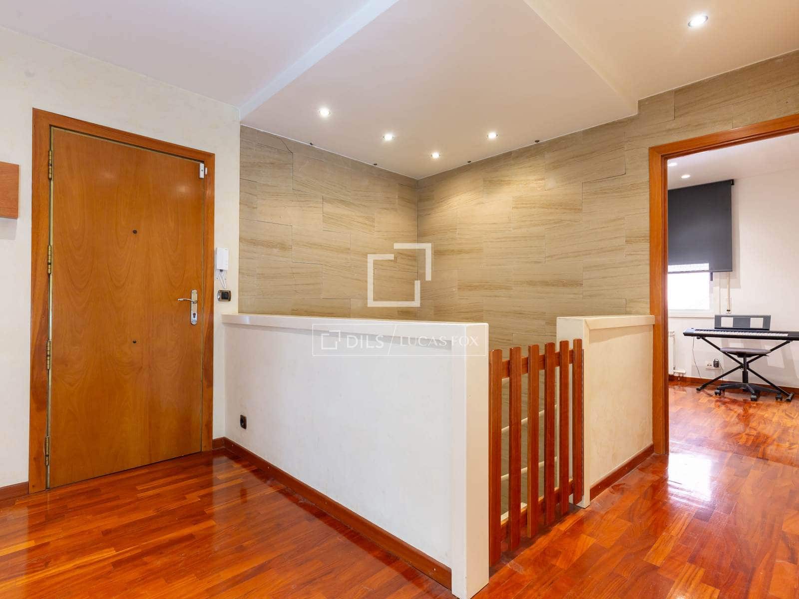 4 bedroom Apartment for sale in Sant Joan Despi with garage - € 780,000 (Ref: 9593109)