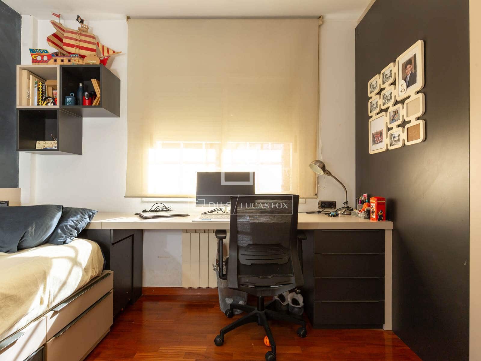 4 bedroom Apartment for sale in Sant Joan Despi with garage - € 780,000 (Ref: 9593109)