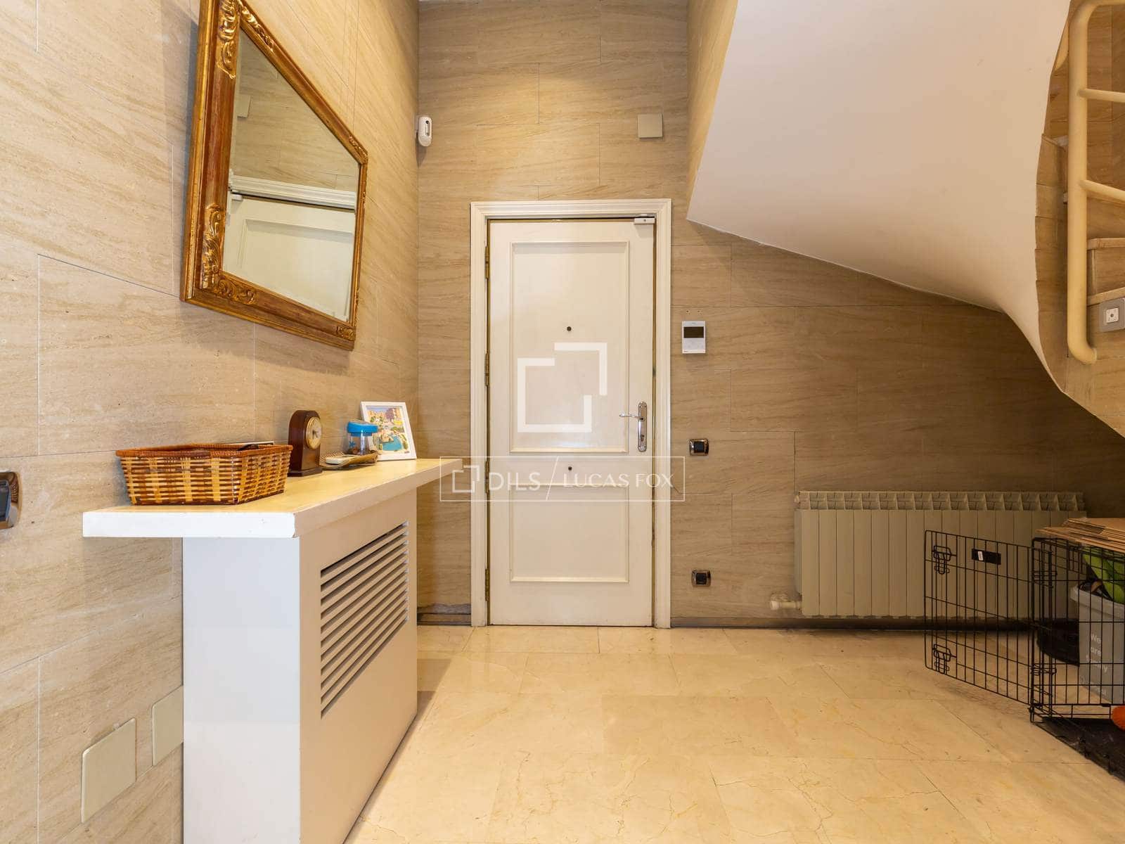 4 bedroom Apartment for sale in Sant Joan Despi with garage - € 780,000 (Ref: 9593109)