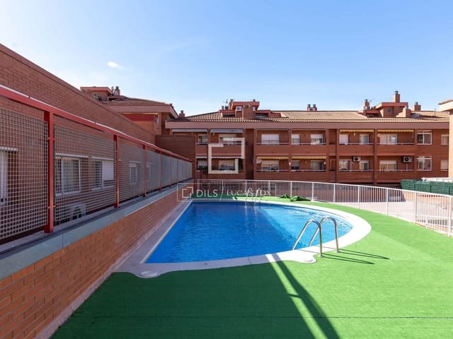 4 bedroom Apartment for sale in Sant Joan Despí with garage - € 780,000 (Ref: 9593109)