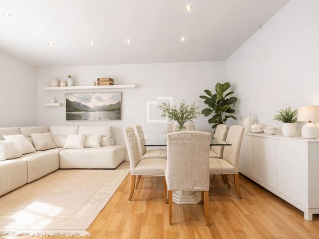 4 bedroom Apartment for sale in Sant Joan Despí with garage - € 780,000 (Ref: 9593109)