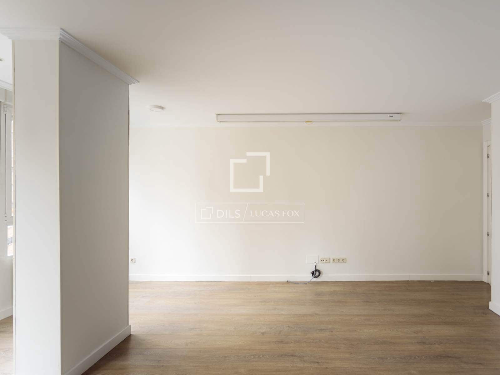 4 slaapkamer Appartement te huur in Madrid stad met garage - € 2.900 (Ref: 9593110)