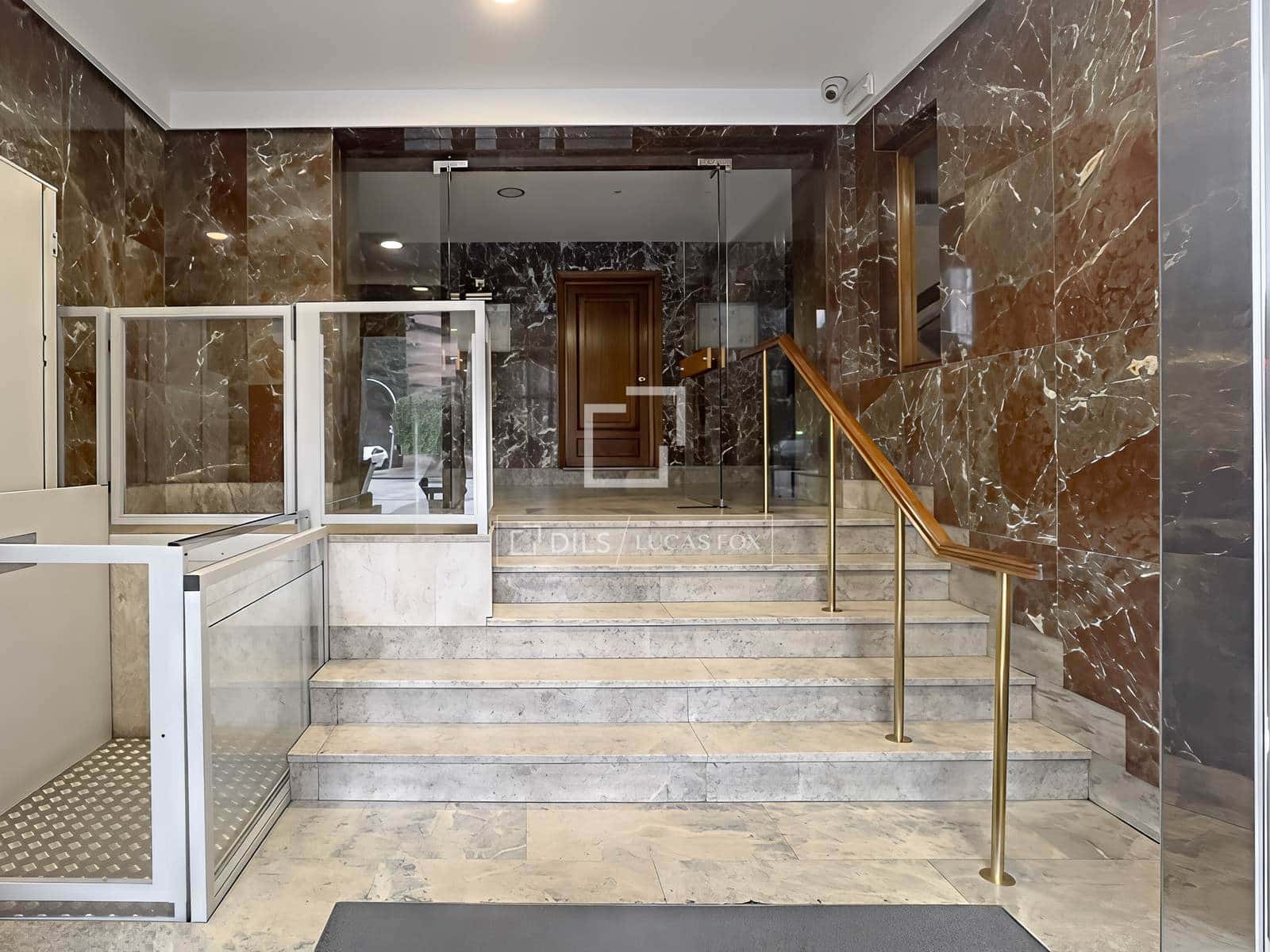 4 slaapkamer Appartement te huur in Madrid stad met garage - € 2.900 (Ref: 9593110)