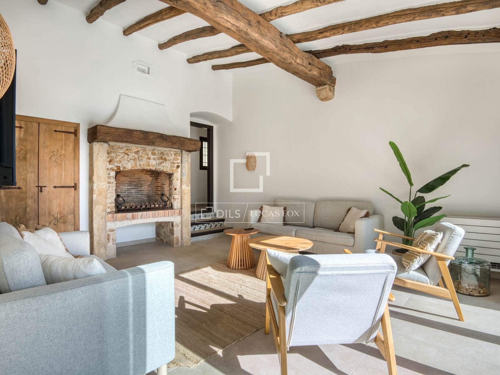 9 makuuhuone Huvila myytävänä paikassa Platja d'Aro mukana uima-altaan 
autotalli - 3 250 000 € (Ref: 9593111)