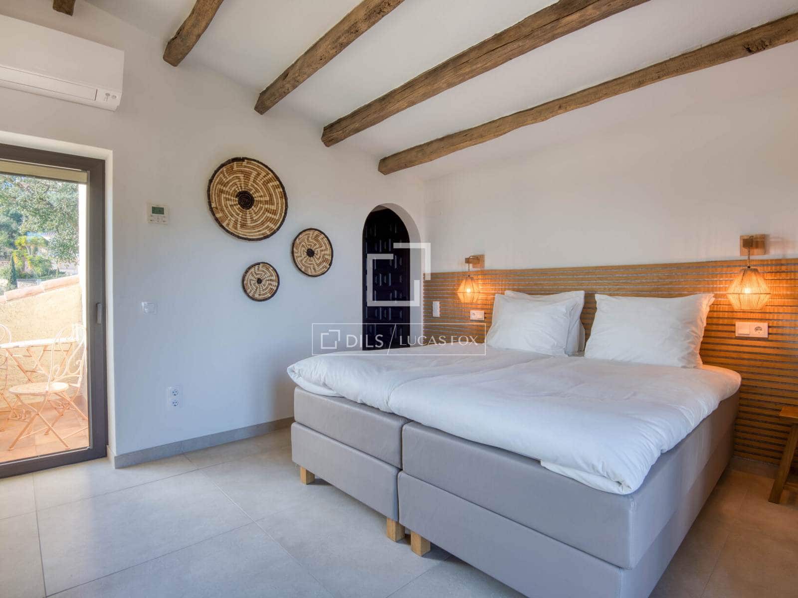 9 makuuhuone Huvila myytävänä paikassa Platja d'Aro mukana uima-altaan 
autotalli - 3 250 000 € (Ref: 9593111)