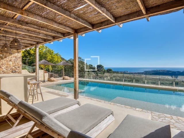 9 makuuhuone Huvila myytävänä paikassa Platja d'Aro, Castell-Platja d'Aro mukana uima-altaan 
autotalli - 3 250 000 € (Ref: 9593111)