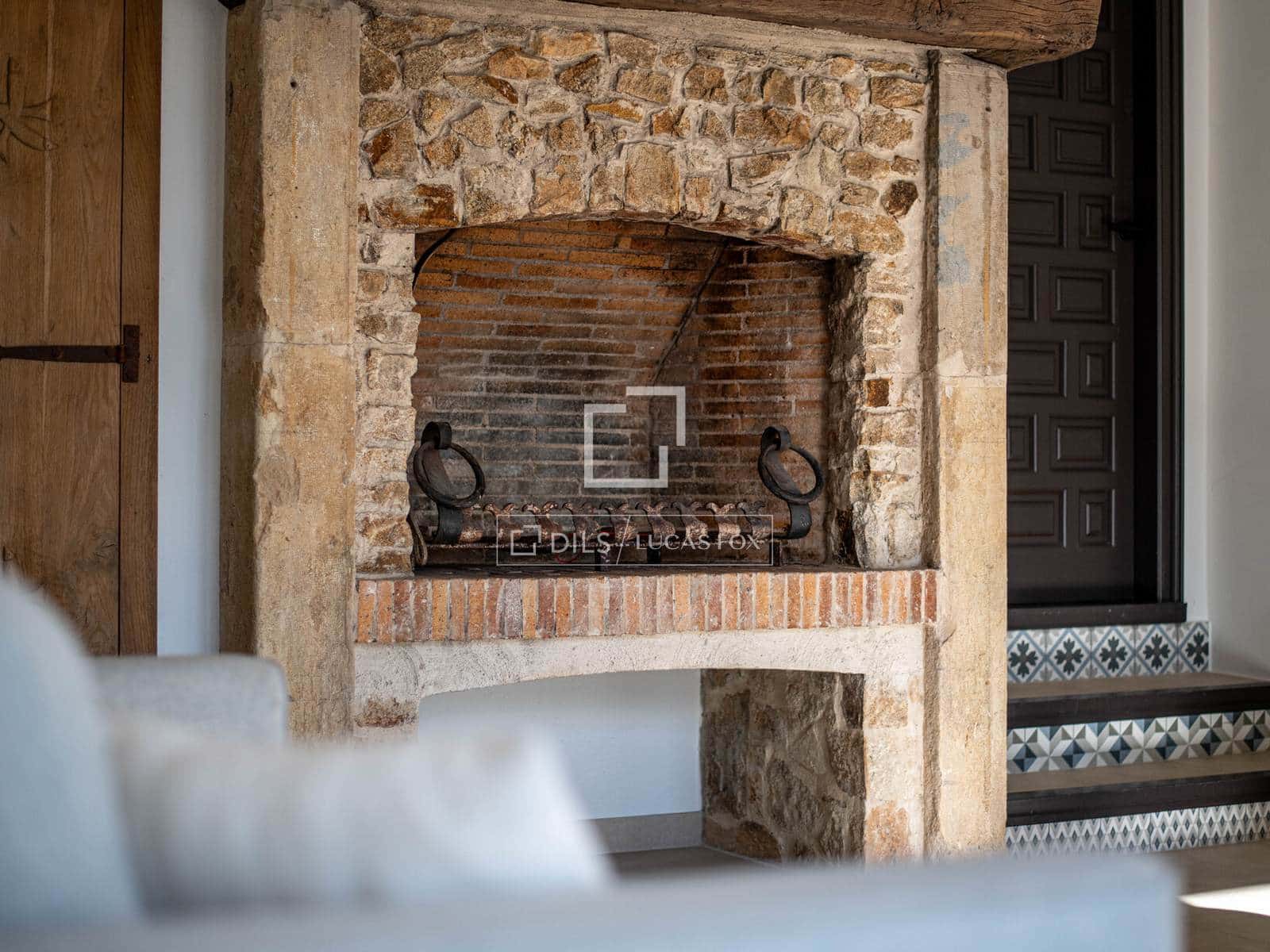 9 makuuhuone Huvila myytävänä paikassa Platja d'Aro mukana uima-altaan 
autotalli - 3 250 000 € (Ref: 9593111)