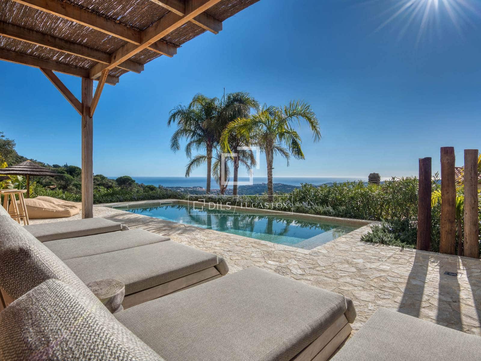 9 makuuhuone Huvila myytävänä paikassa Platja d'Aro mukana uima-altaan 
autotalli - 3 250 000 € (Ref: 9593111)