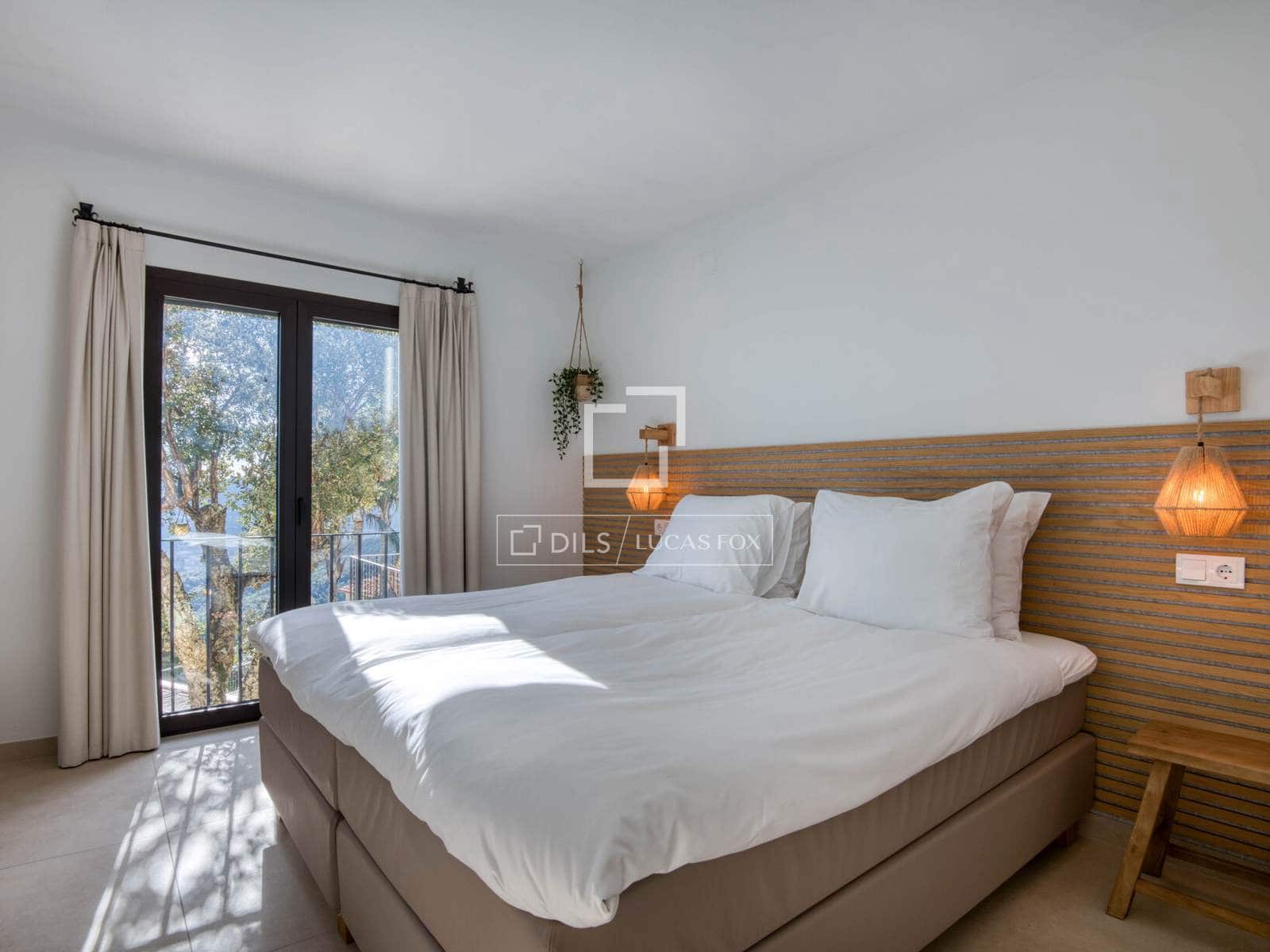 9 makuuhuone Huvila myytävänä paikassa Platja d'Aro mukana uima-altaan 
autotalli - 3 250 000 € (Ref: 9593111)