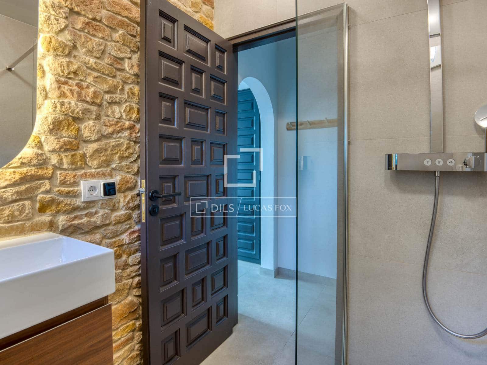 9 makuuhuone Huvila myytävänä paikassa Platja d'Aro mukana uima-altaan 
autotalli - 3 250 000 € (Ref: 9593111)